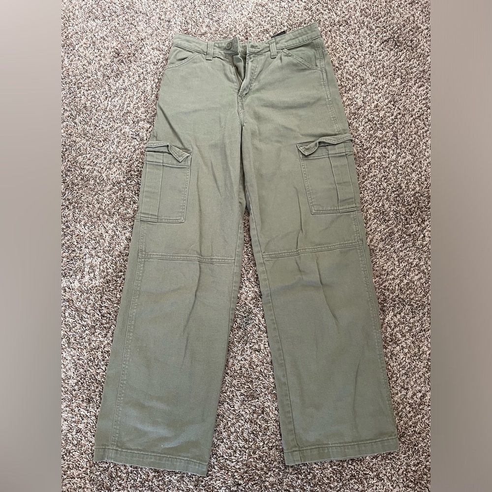 Women’s cargo pants